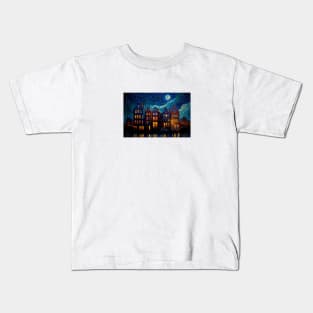 A city at night with a full moon. Kids T-Shirt